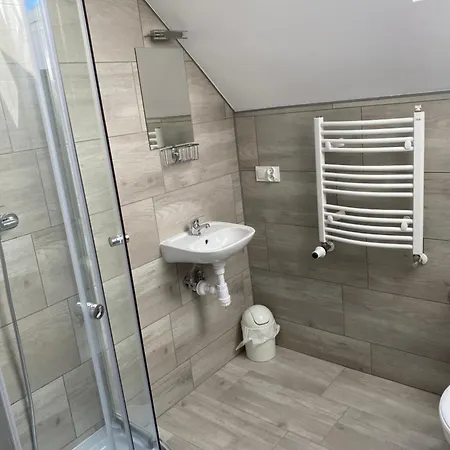 Noclegi Czechowice-Dziedzice Apartment *